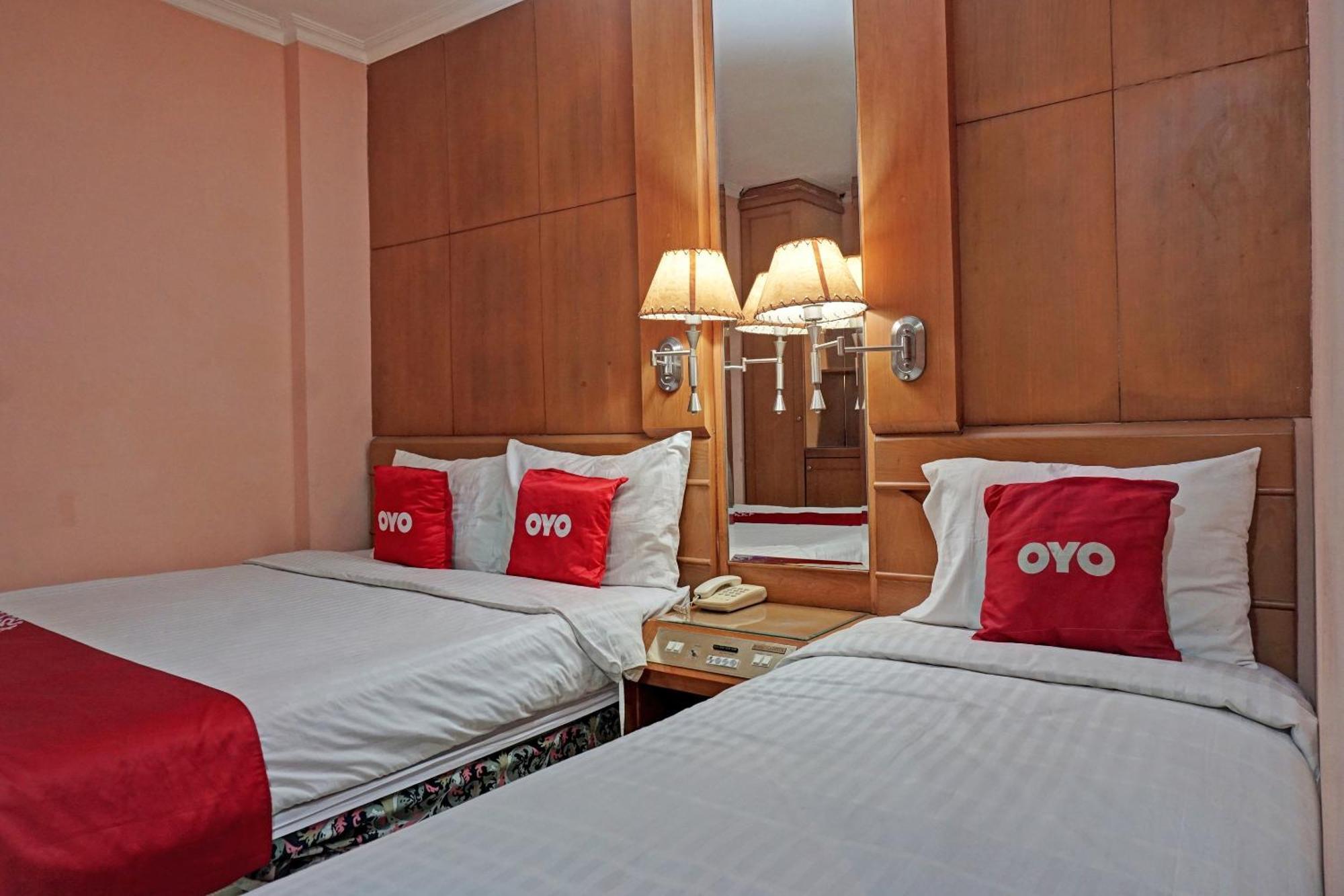 Oyo 671 Hotel Capitol 자카르타 외부 사진