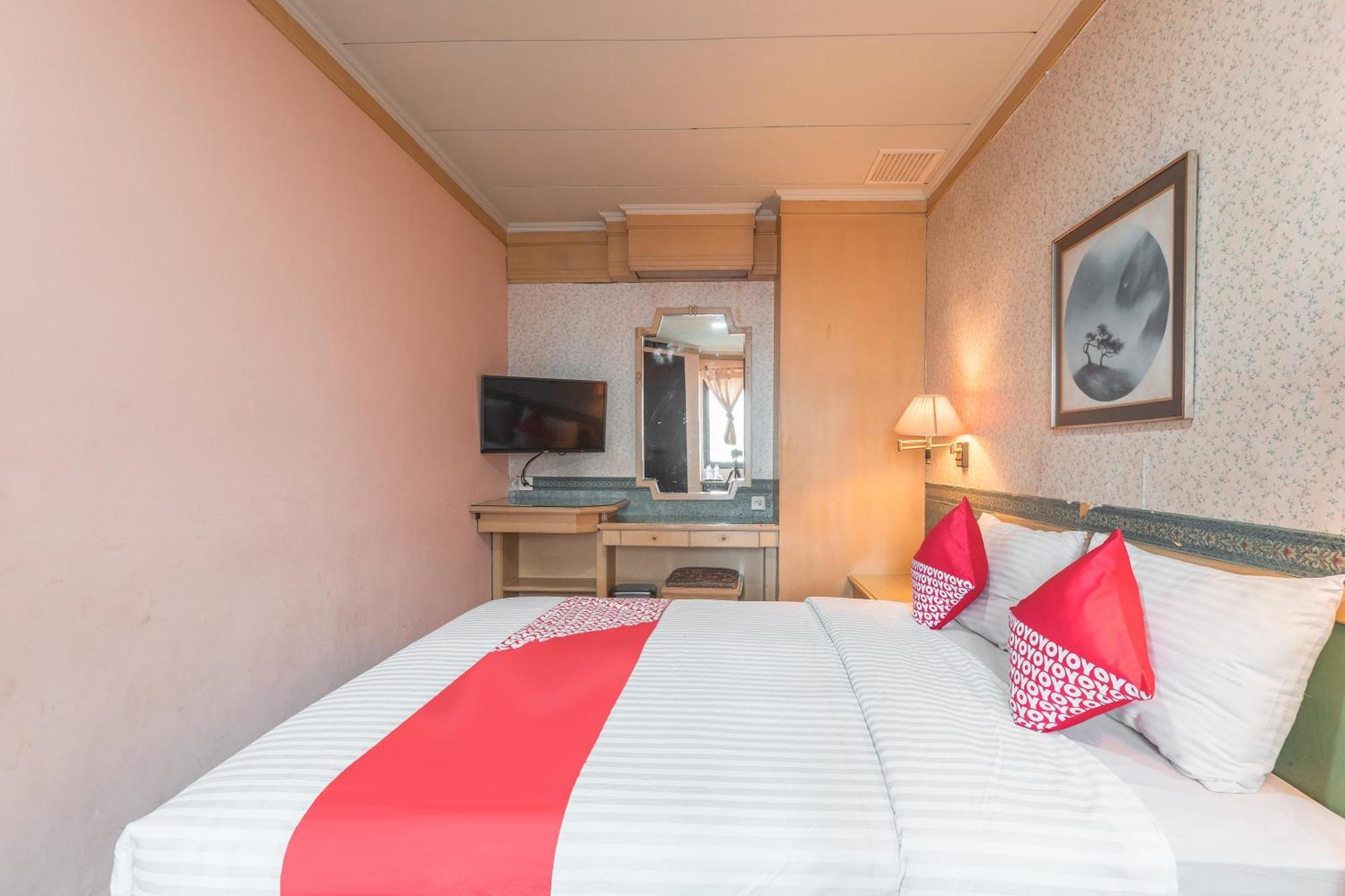 Oyo 671 Hotel Capitol 자카르타 외부 사진