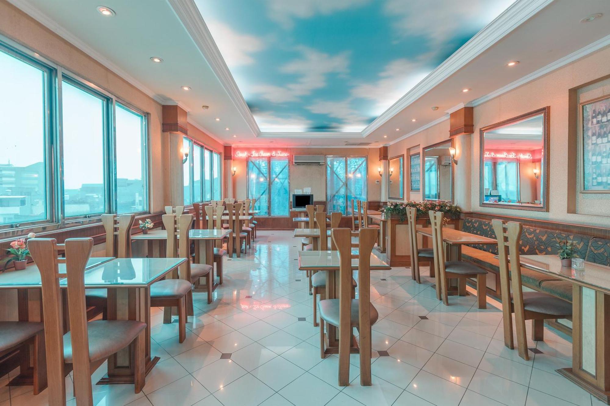 Oyo 671 Hotel Capitol 자카르타 외부 사진