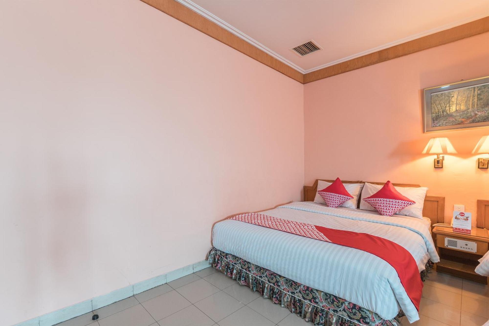 Oyo 671 Hotel Capitol 자카르타 외부 사진