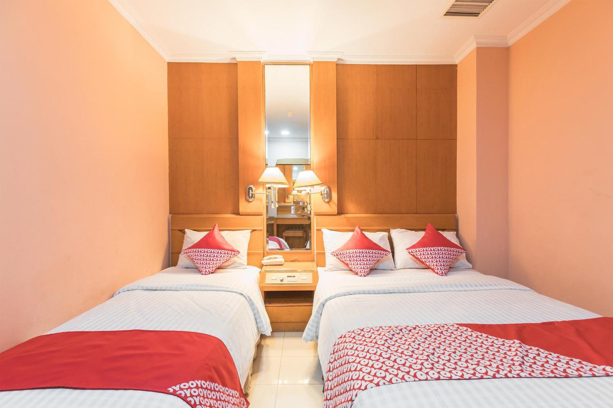 Oyo 671 Hotel Capitol 자카르타 외부 사진